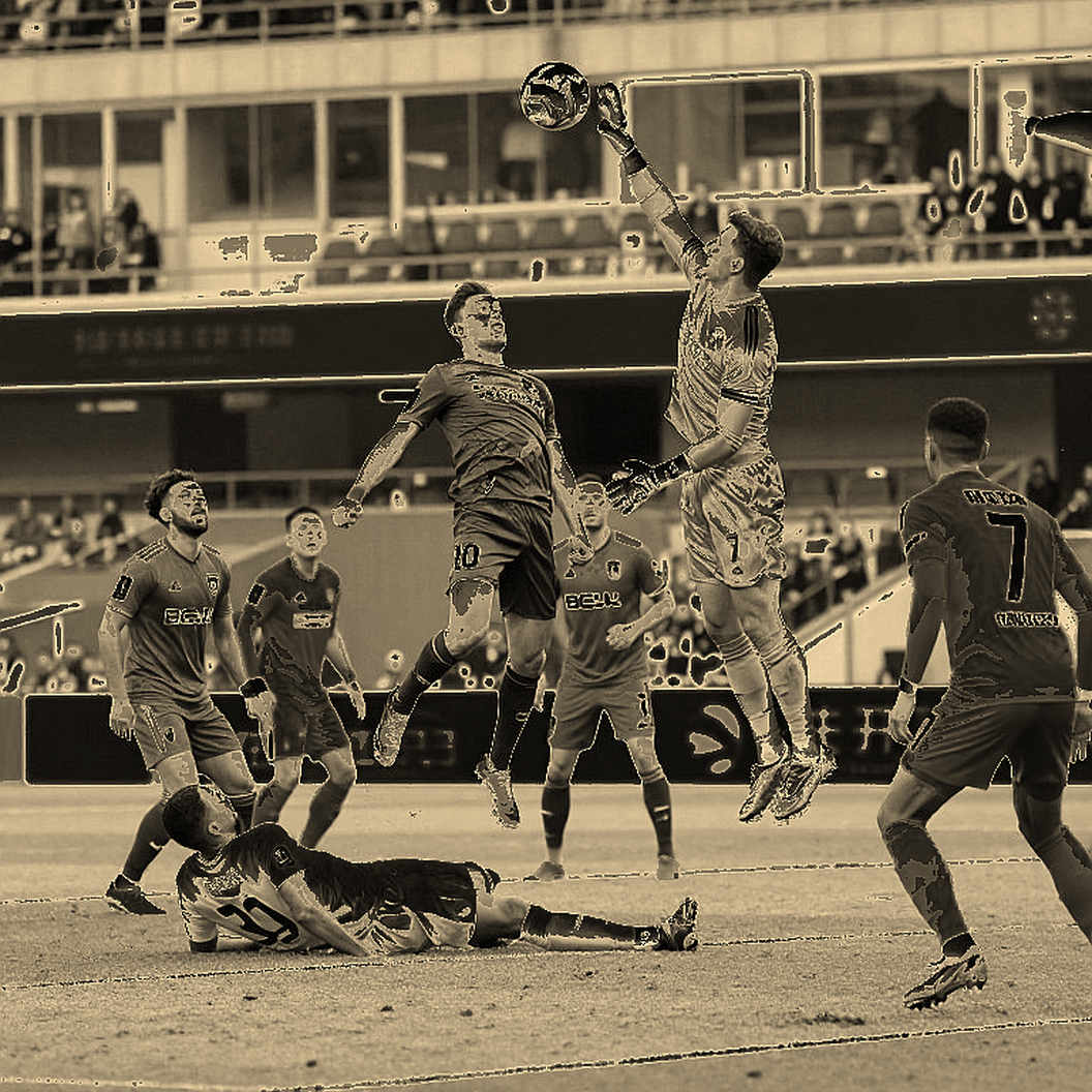 Phút 29 Ở Biên Giới Phía Đông: Khi Nhà Vô Địch V.League Học Lại Bài Học Cũ
