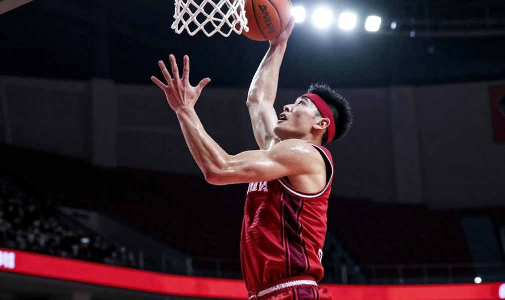 Mike James, VTB Super Cup và bản tin hai dòng không có tỷ số