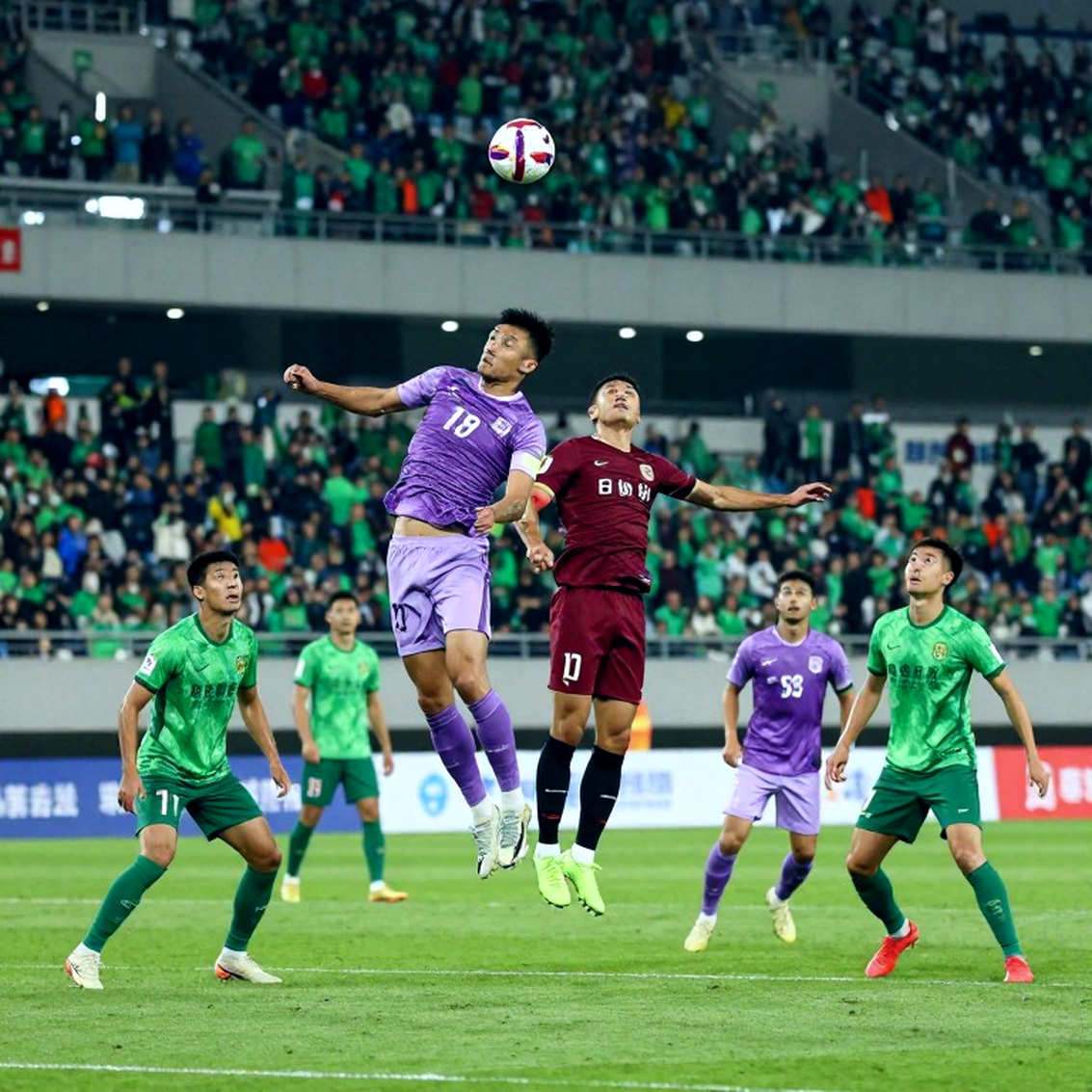 Diks 7.4 điểm trong thất bại của Gladbach, Paes trắng phút ở Ajax: bài toán nhập tịch của Indonesia