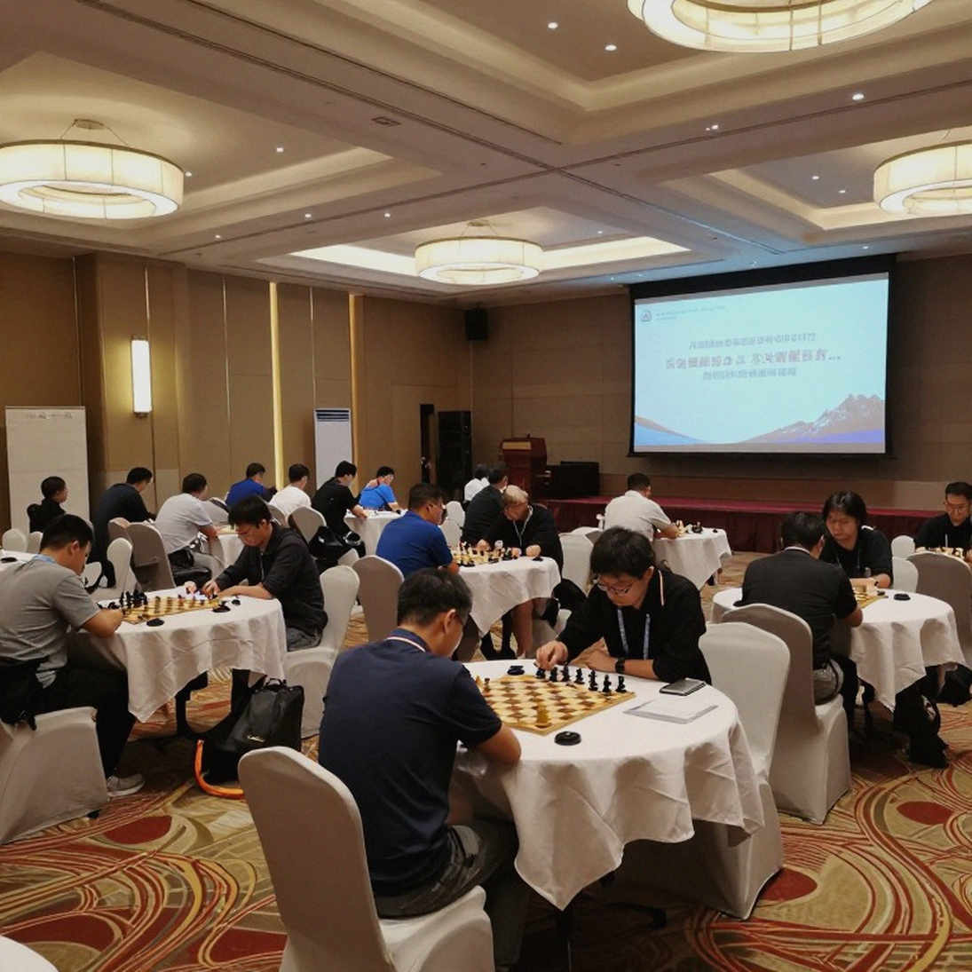 FRITZ 20 và ván cờ không có dữ liệu: ChessBase đang cược vào điều gì?