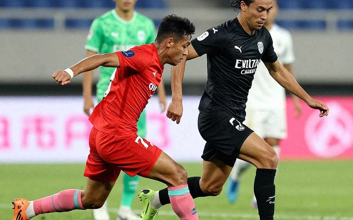 Đường biên bỏ trống: V.League và cuộc kiểm tra lại định nghĩa nỗ lực